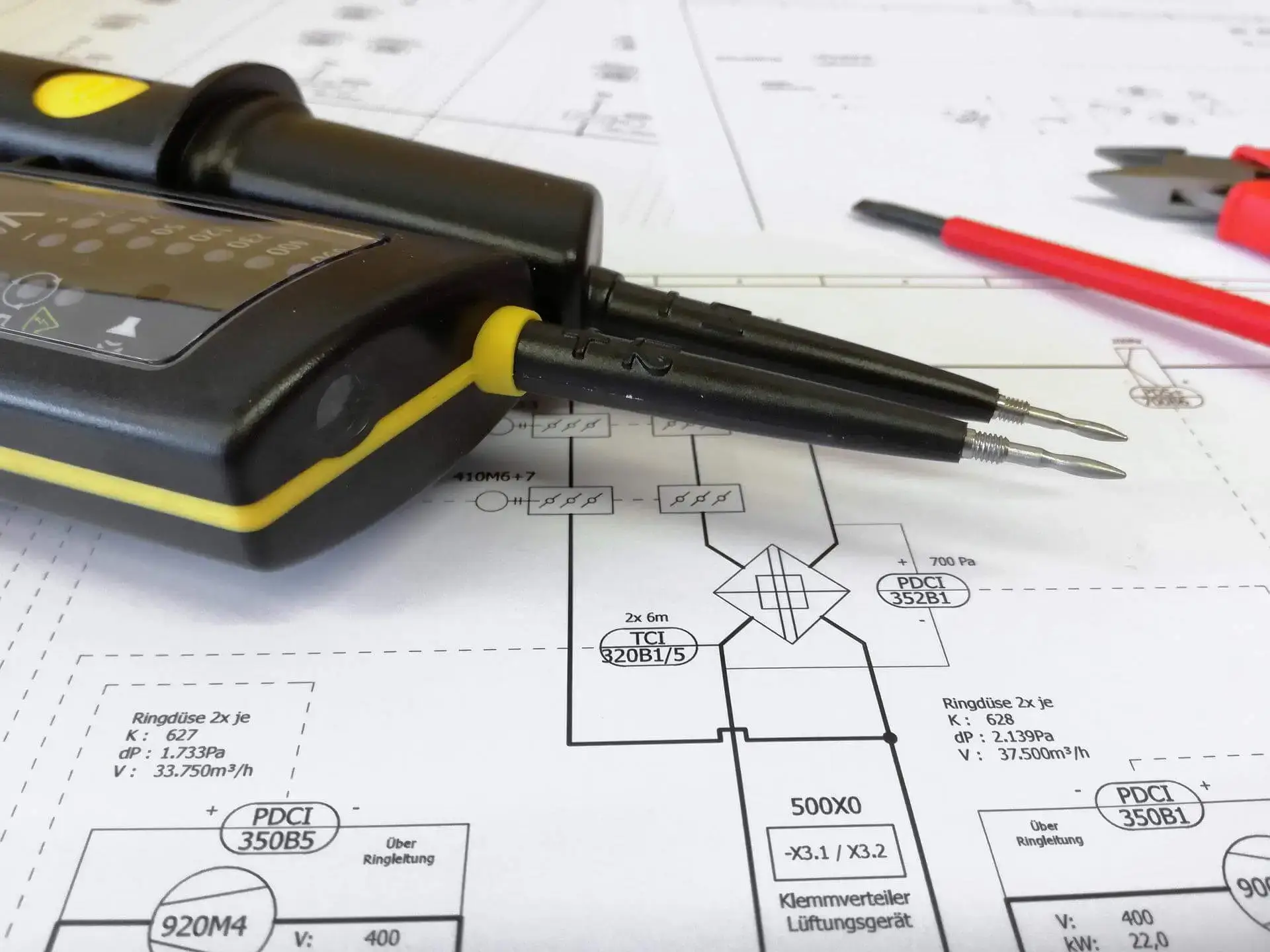 Get your EICR certificate Surbiton in Surbiton